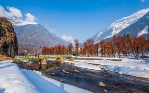 Honeymoon - Amazing Moments Kashmir with Sonmarg Excursion