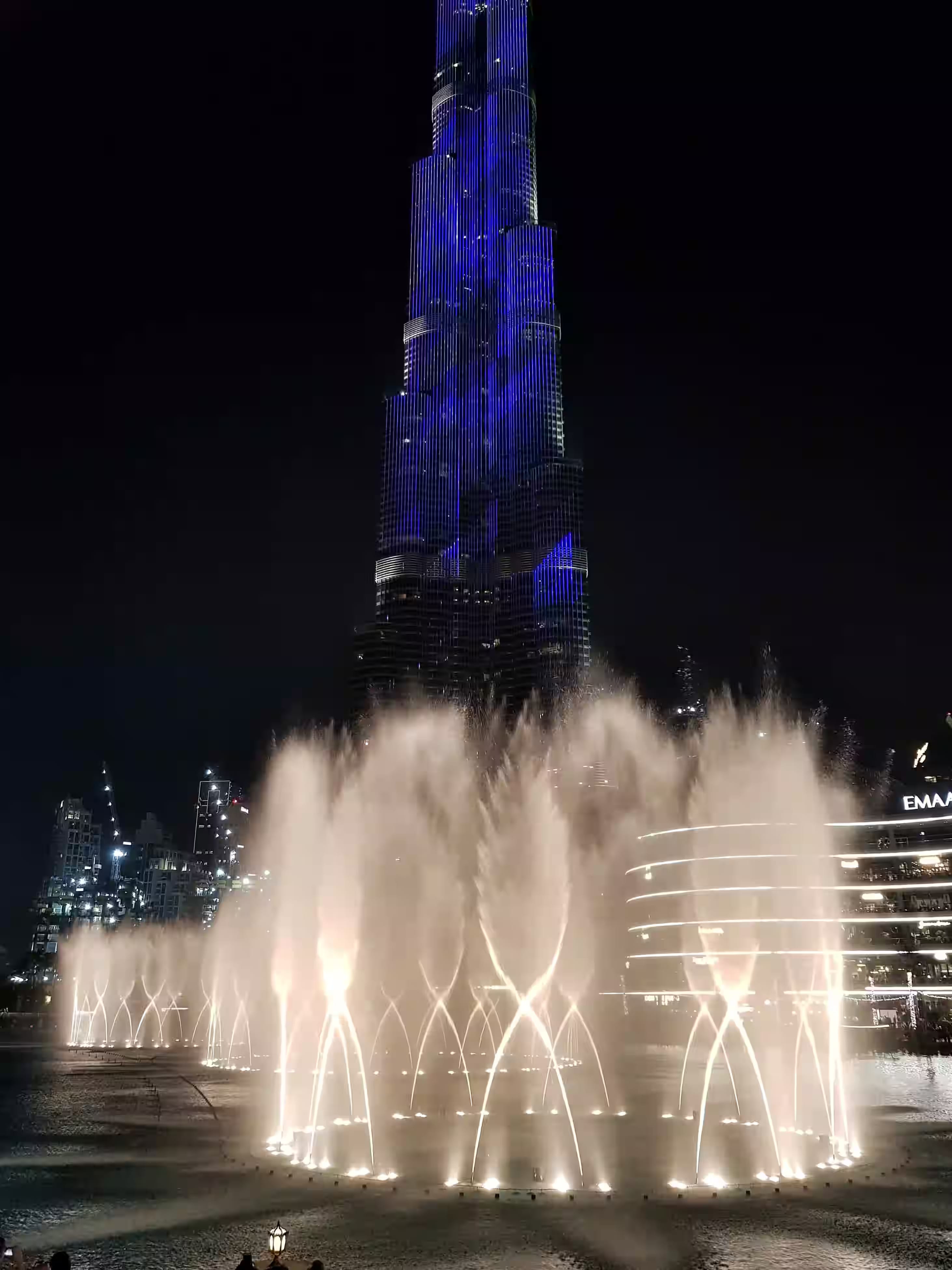 Dubai Water Fountain 