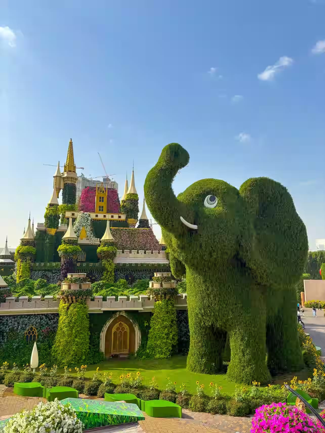 Motiongate Park and Legoland 