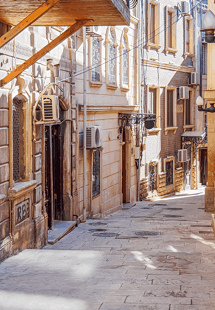 Explore the old city 